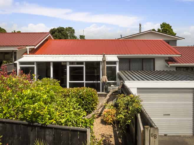 6B Washington Square, Paeroa