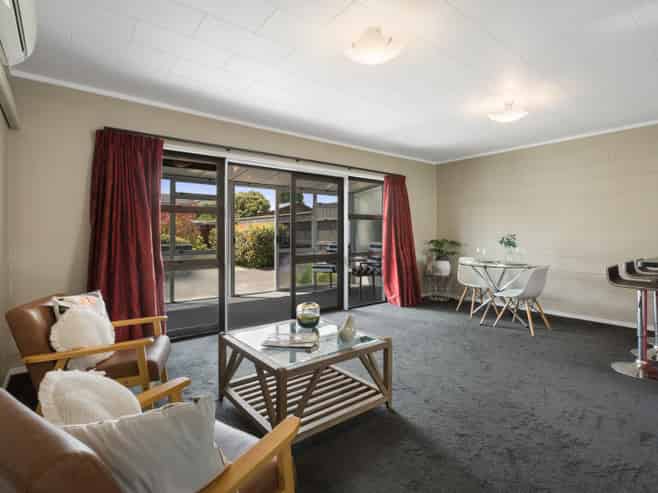 6B Washington Square, Paeroa