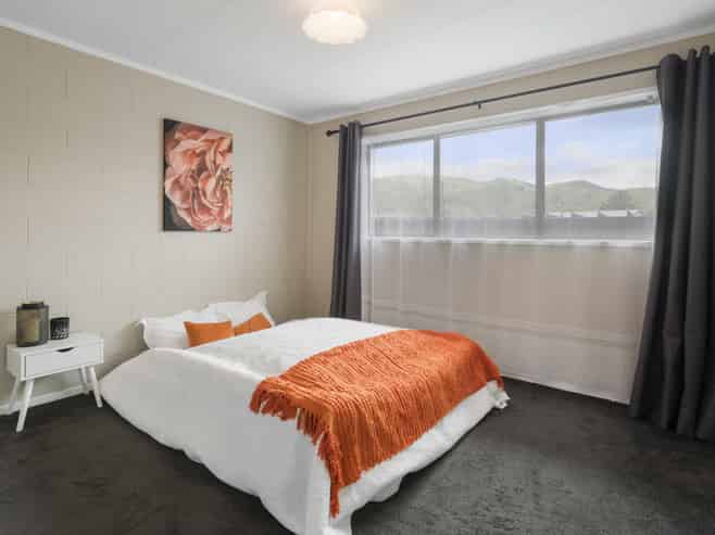 6B Washington Square, Paeroa