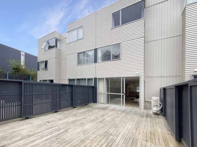 46/120 Rintoul Street, Newtown