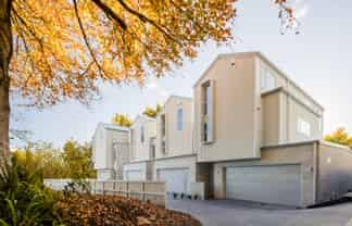 3/2 Woodstock Road, Fairfield