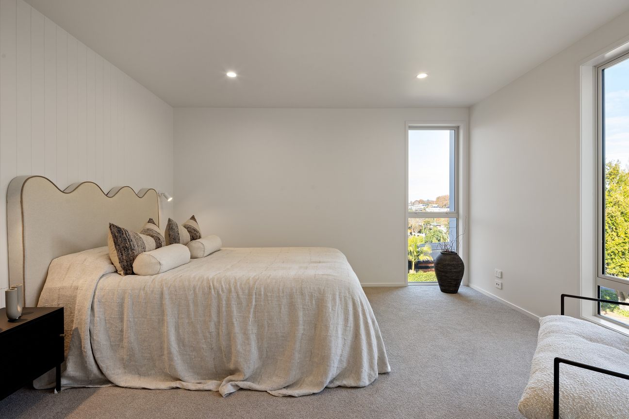 Freehold Inner-City Living - Fler