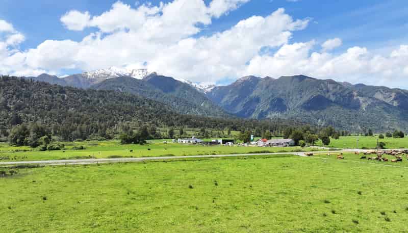 1627 Whataroa Highway, Whataroa