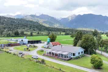 1627 Whataroa Highway, Whataroa