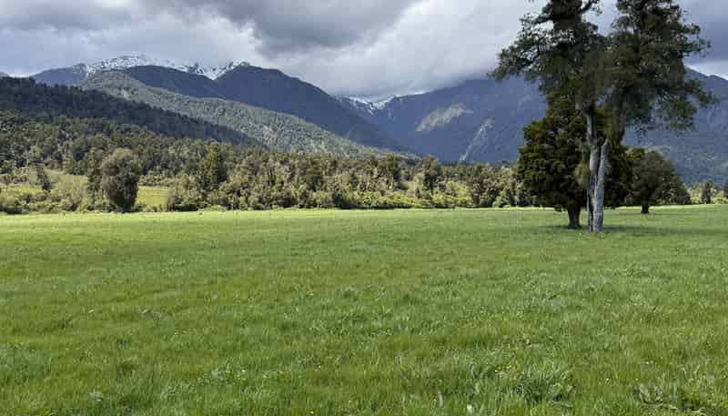 1627 Whataroa Highway, Whataroa