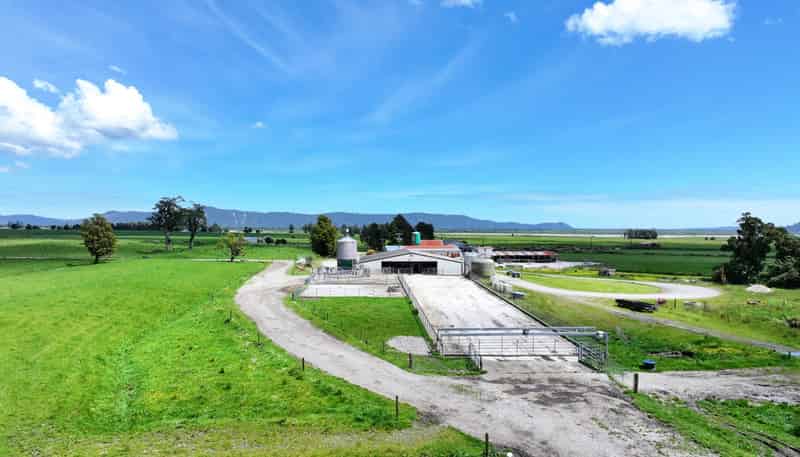1627 Whataroa Highway, Whataroa
