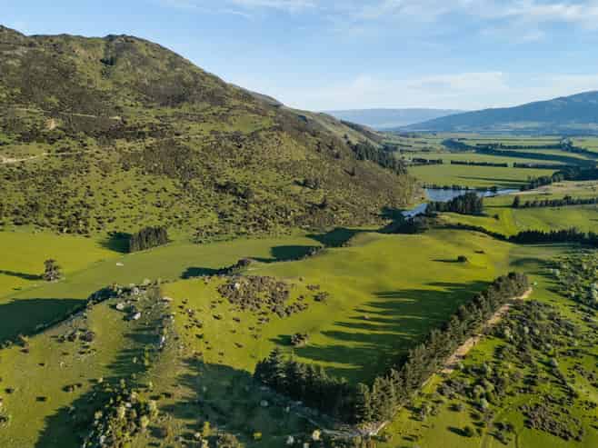 Hawea Back Road, Hawea Flat