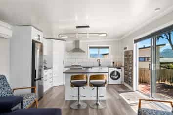 11 Ruataniwha Drive, Collingwood