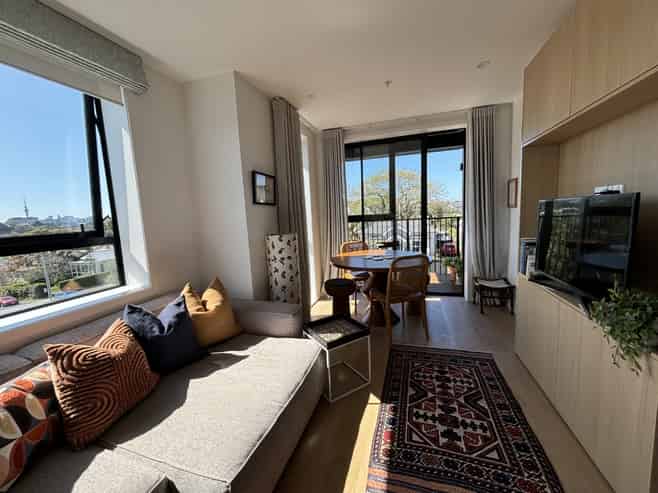 203/2 Finch Street, Morningside