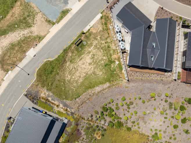 9 Hill Tops Way, Stoke