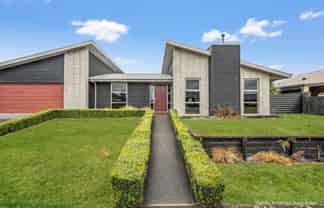 14 Torbay Avenue, Huntingdon/Lake Hood