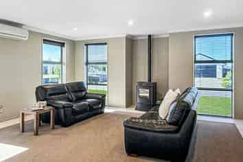 14 Torbay Avenue, Huntingdon/Lake Hood