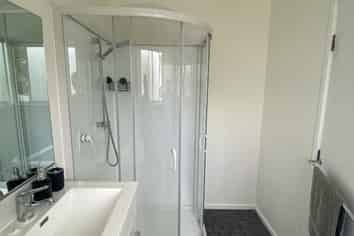 1/1 Proctor Lane, Tawa