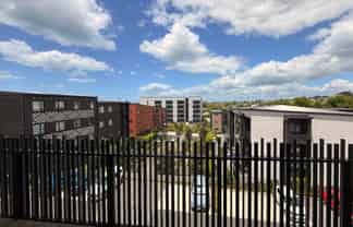 204/25 Potter Avenue, Northcote