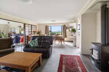 829 Landsborough Road, Claremont