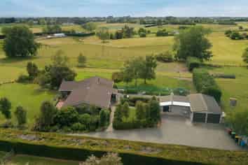 829 Landsborough Road, Claremont