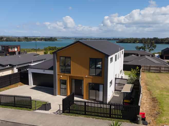 16 Otohikawa Avenue, Glenbrook