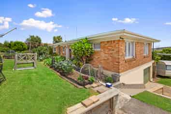 38 Norrie Ave, Raglan