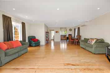 38 Norrie Ave, Raglan