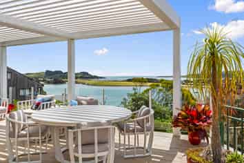 38 Norrie Ave, Raglan