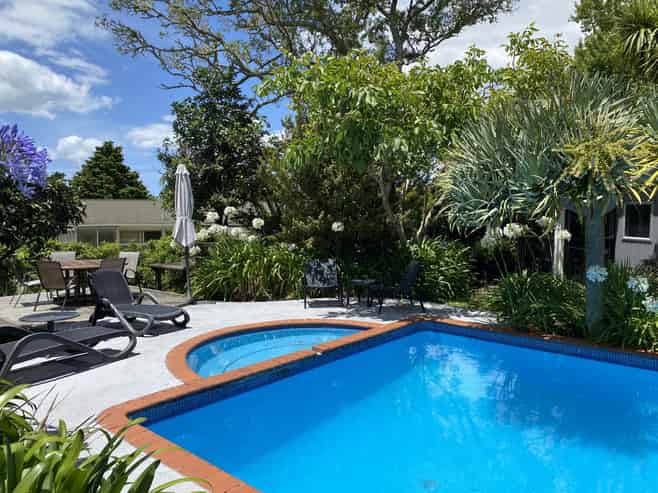 Top Ranking Gem in the Winterless North