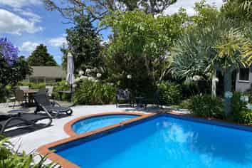 Top Ranking Gem in the Winterless North