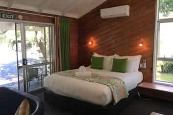 Top Ranking Gem in the Winterless North