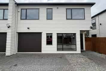 3/212 Portage road , Papatoetoe