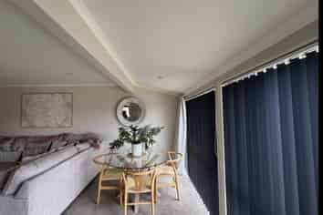 4/9 Fuller Close, LEVIN