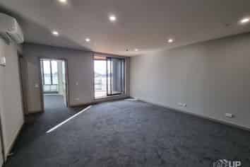 307/2 Launch Road, Hobsonville