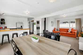 4 Shearer Drive, Oakura