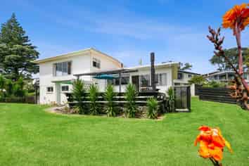 4 Shearer Drive, Oakura