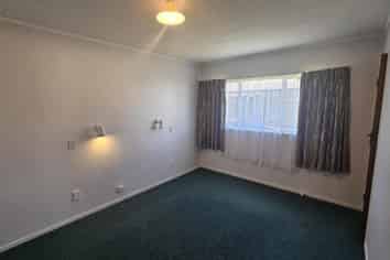 2/95 McLean Street, Waitara