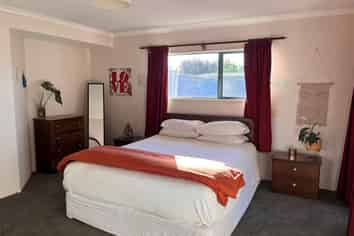 77 Pacific View Road, Papamoa Beach