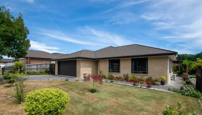 16 Weka Place, Picton