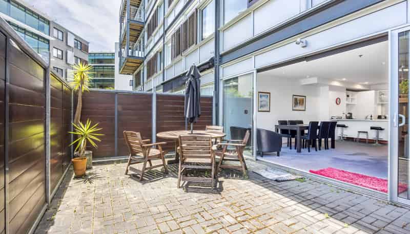 221/125 Customs Street, Auckland Central