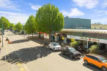 Centre Business District For Lease