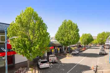 Centre Business District For Lease