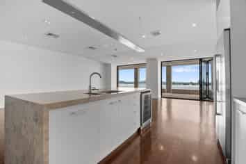 304/2 Ruskin street, Parnell