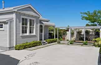 4A Gloucester Road, Mount Maunganui