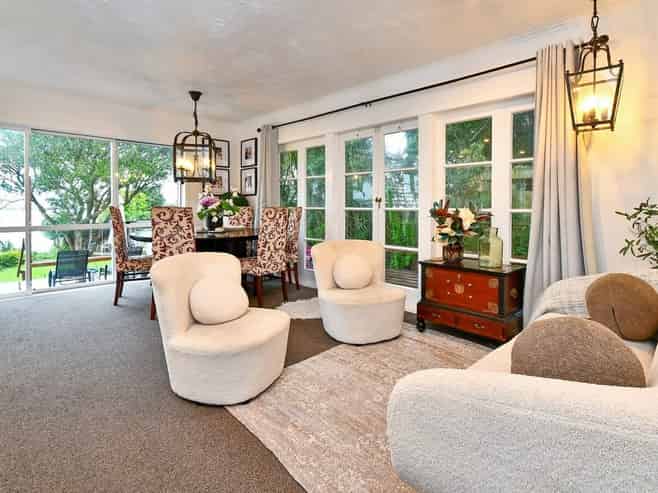 Auckland - Address withheld