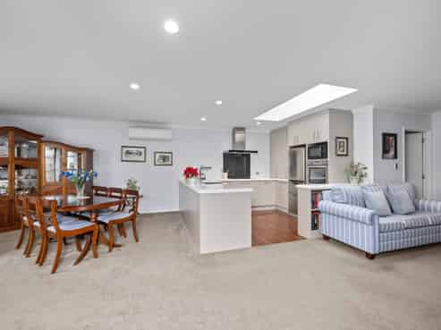 44 Cleghorn Street, Redwoodtown