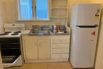 1/27 Constable Street, Newtown