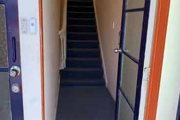 2/27 Constable Street, Newtown