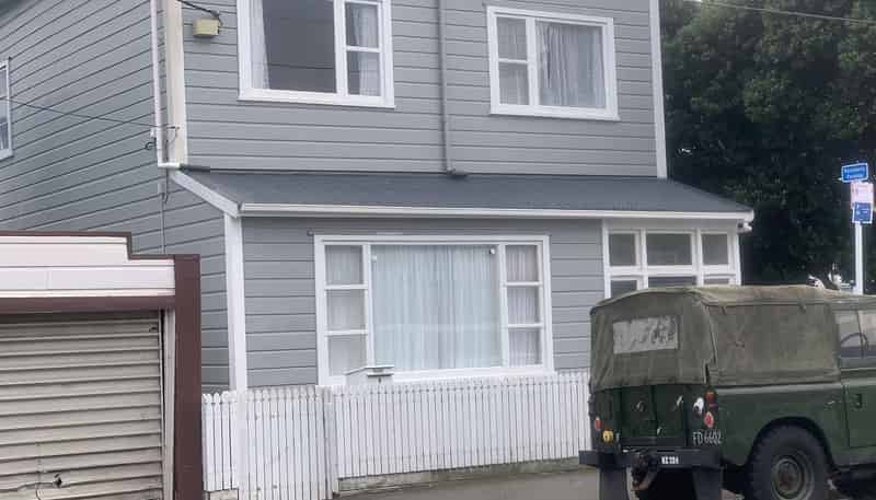 2/33 Constable Street, Newtown