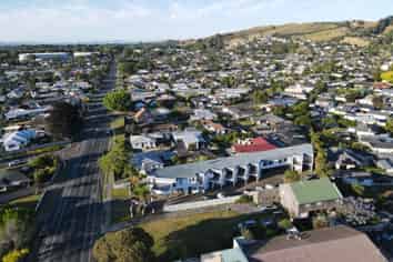 Well-Located 16-Unit Motel - Taradale, Napier