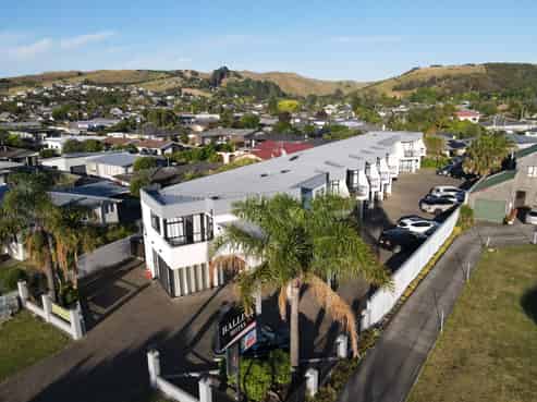 Well-Located 16-Unit Motel - Taradale, Napier