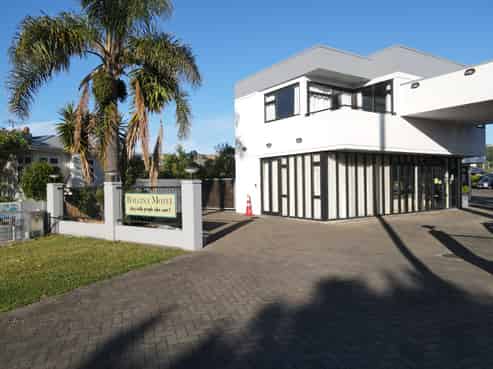 Well-Located 16-Unit Motel - Taradale, Napier