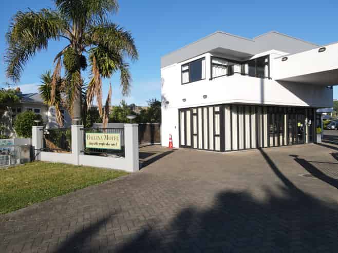 Well-Located 16-Unit Motel - Taradale, Napier
