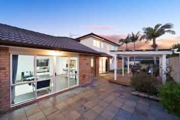 42 Lake Panorama Drive, Henderson